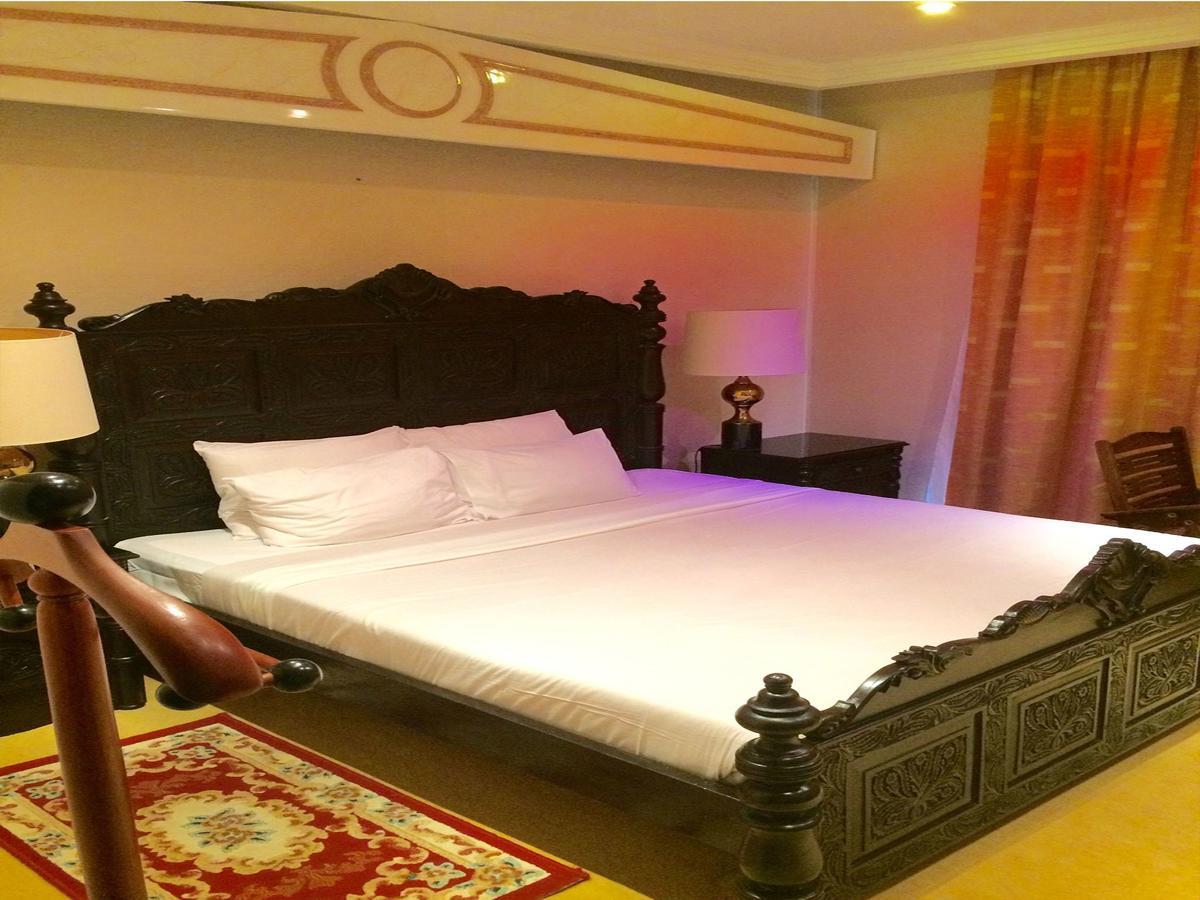 Benin Marina Hotel Κοτονού Εξωτερικό φωτογραφία